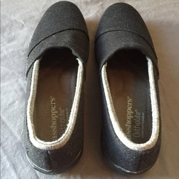 Grasshoppers Ortholite loafers, grey w/ lighter grey trim - Picture 3 of 7